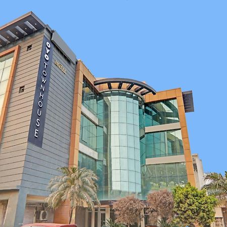 Townhouse 1150 Hotel Dayal Palace Chinhat Exterior foto